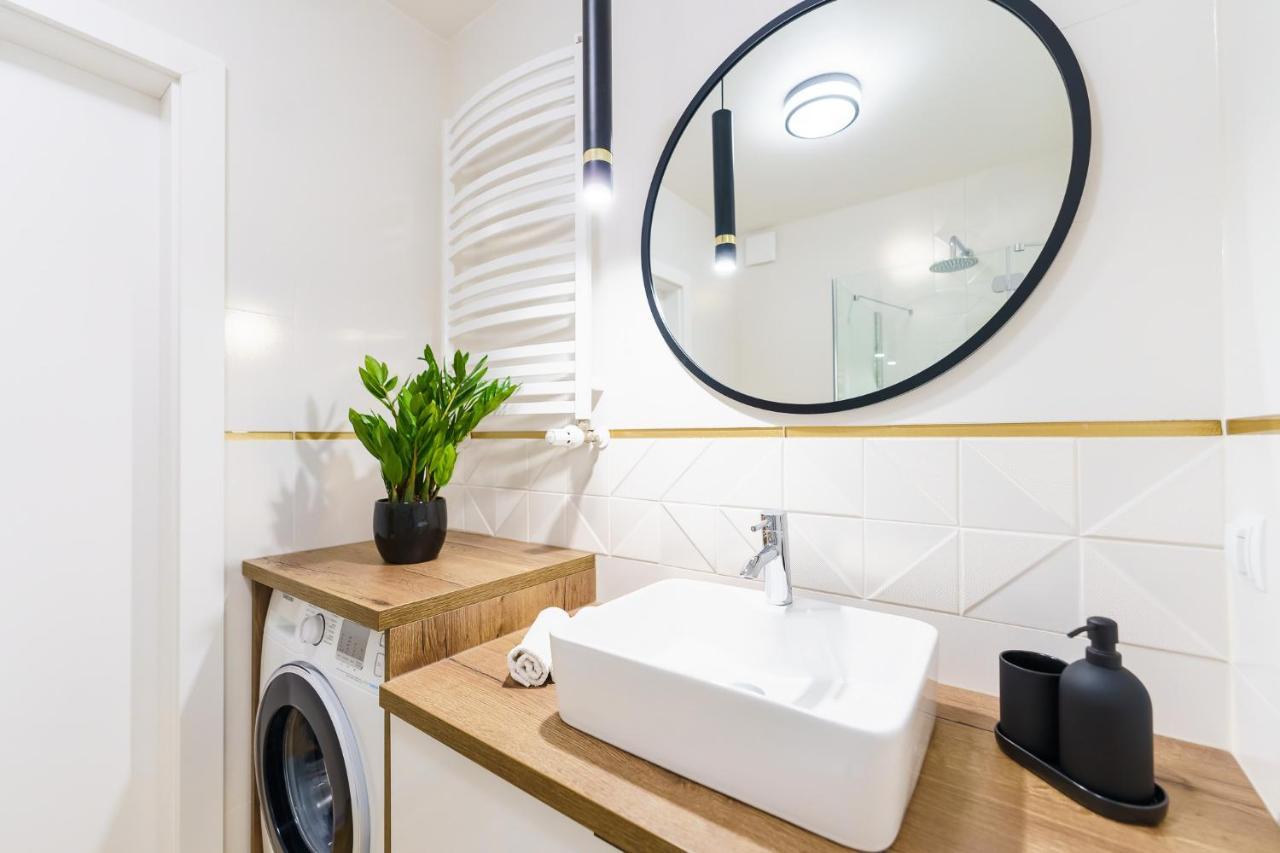 Apartamenty Adyl Platany Kolobrzeg Ngoại thất bức ảnh